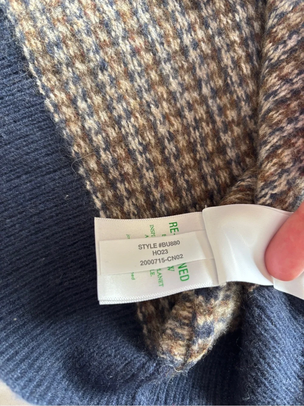 J. Crew Merino wool-blend sweater in houndstooth jacquard Size Large